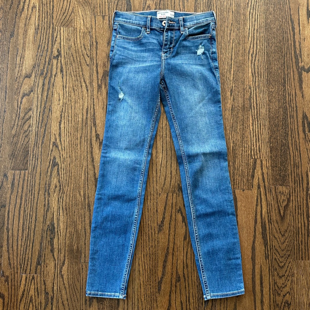 Abercrombie Kids Super Skinny Jeans in Size 13/14